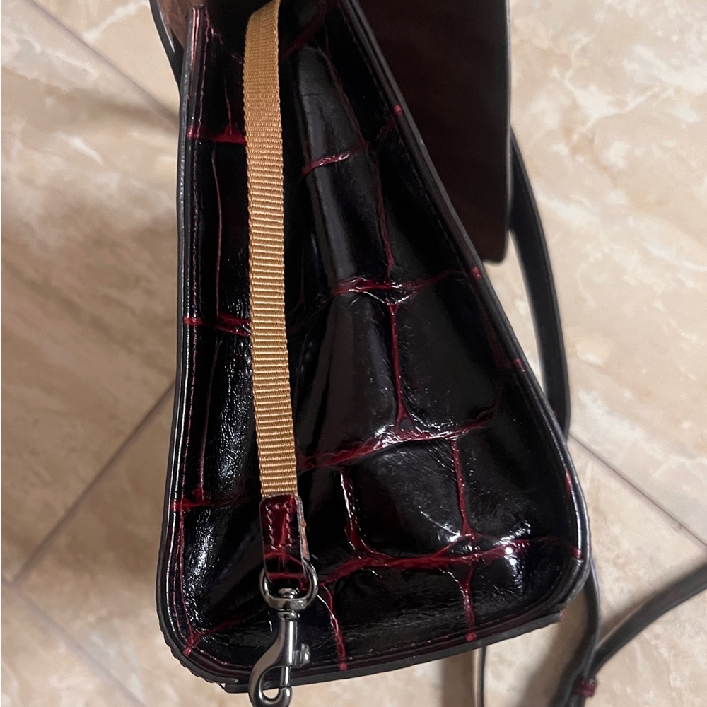 Dooney & Bourke – Claire Satchel - Picture 16 of 16